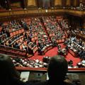 5 righe di giornata. Berlusconi e la democrazia interna