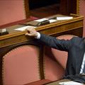 5 righe di giornata. Se si scoprisse sul caso B.?...